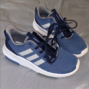 Adidas Sneakers